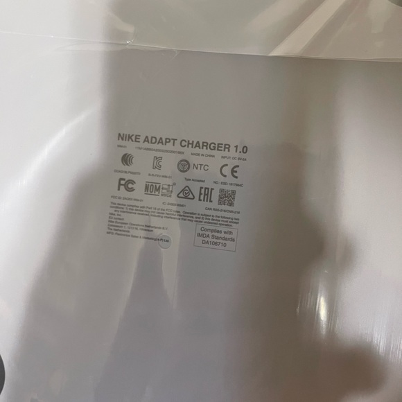 Jordan 11 Adapt - Picture 15 of 16